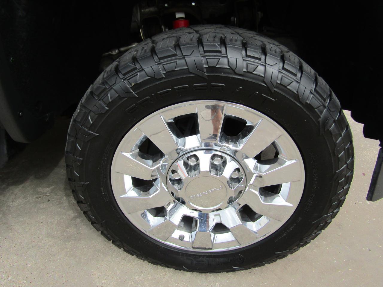 2018 GMC Sierra 2500HD 4WD Crew Cab 153.7 Denali Grand Prairie TX