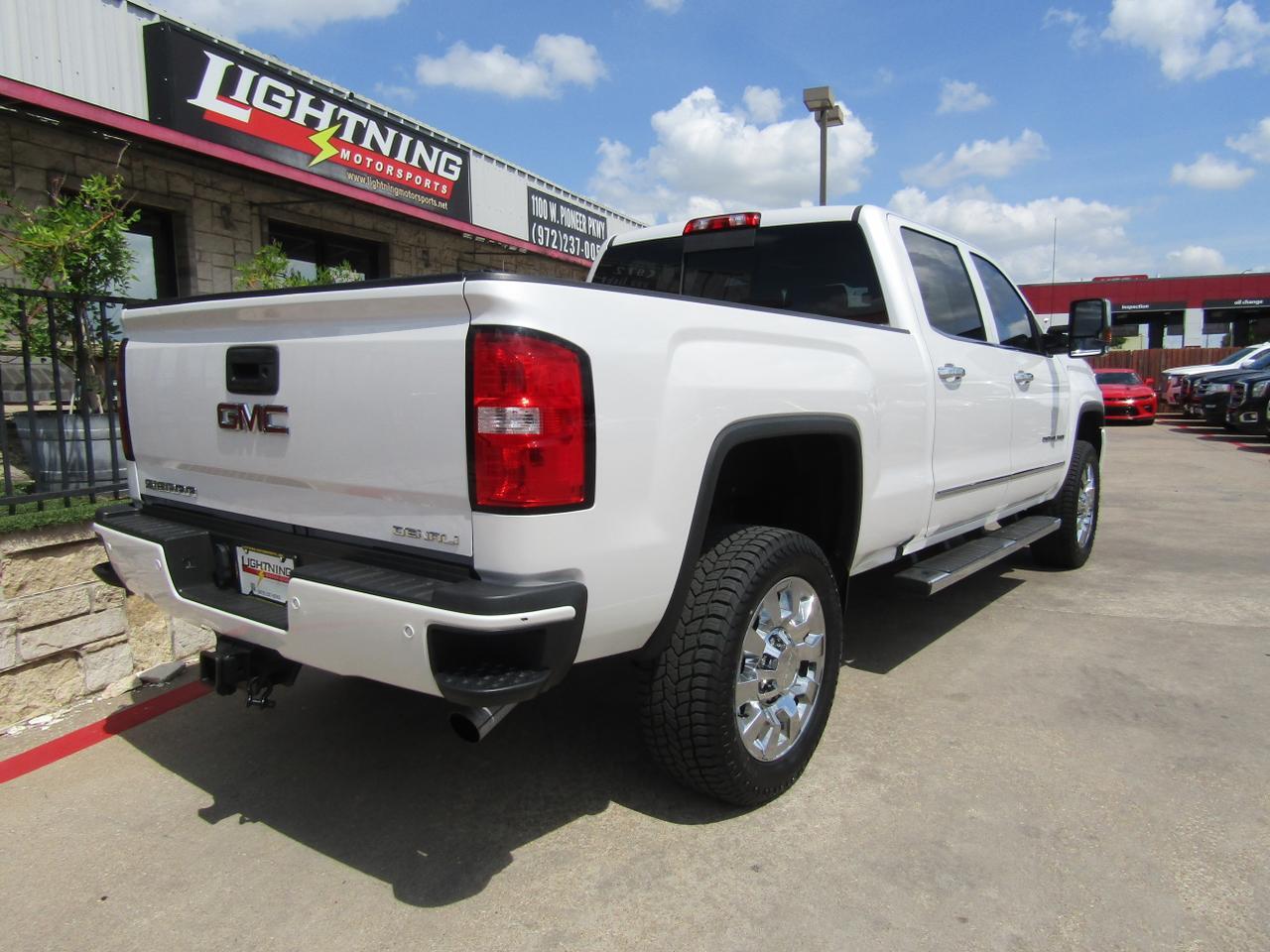 2018 GMC Sierra 2500HD 4WD Crew Cab 153.7 Denali Grand Prairie TX