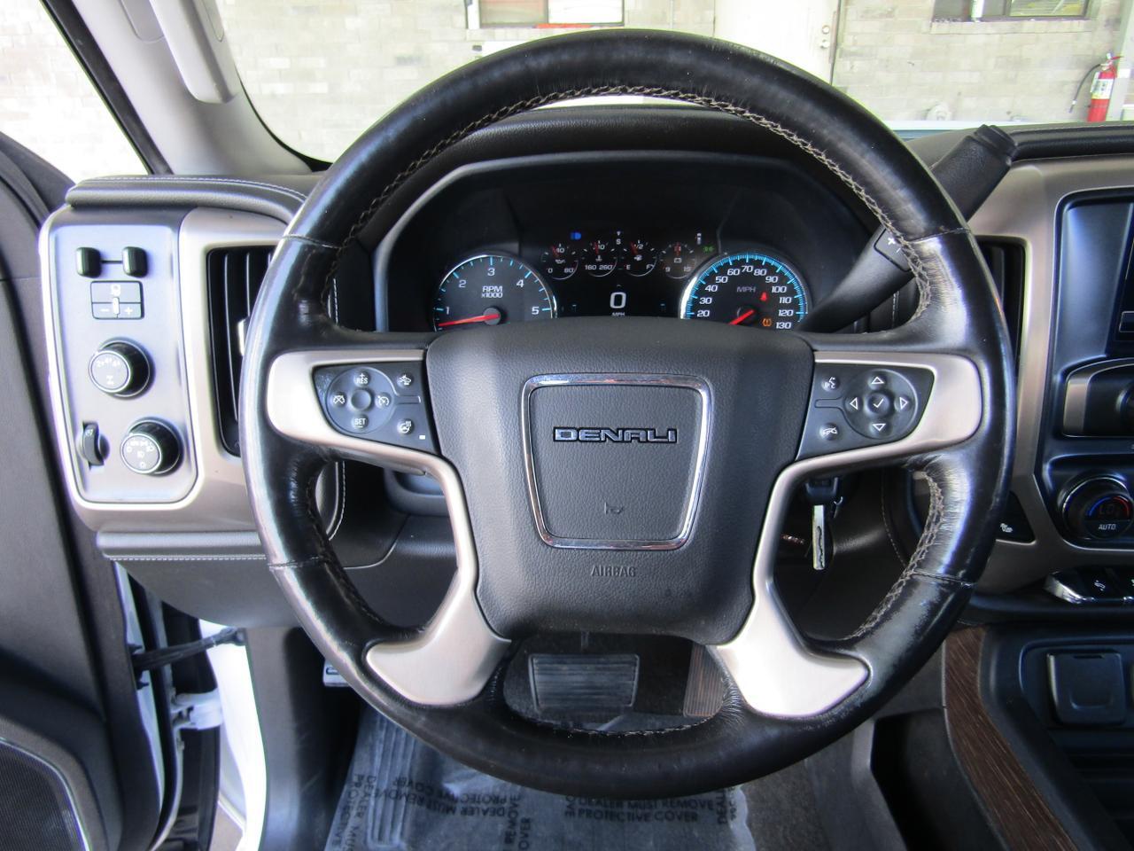 2018 GMC Sierra 2500HD 4WD Crew Cab 153.7 Denali Grand Prairie TX