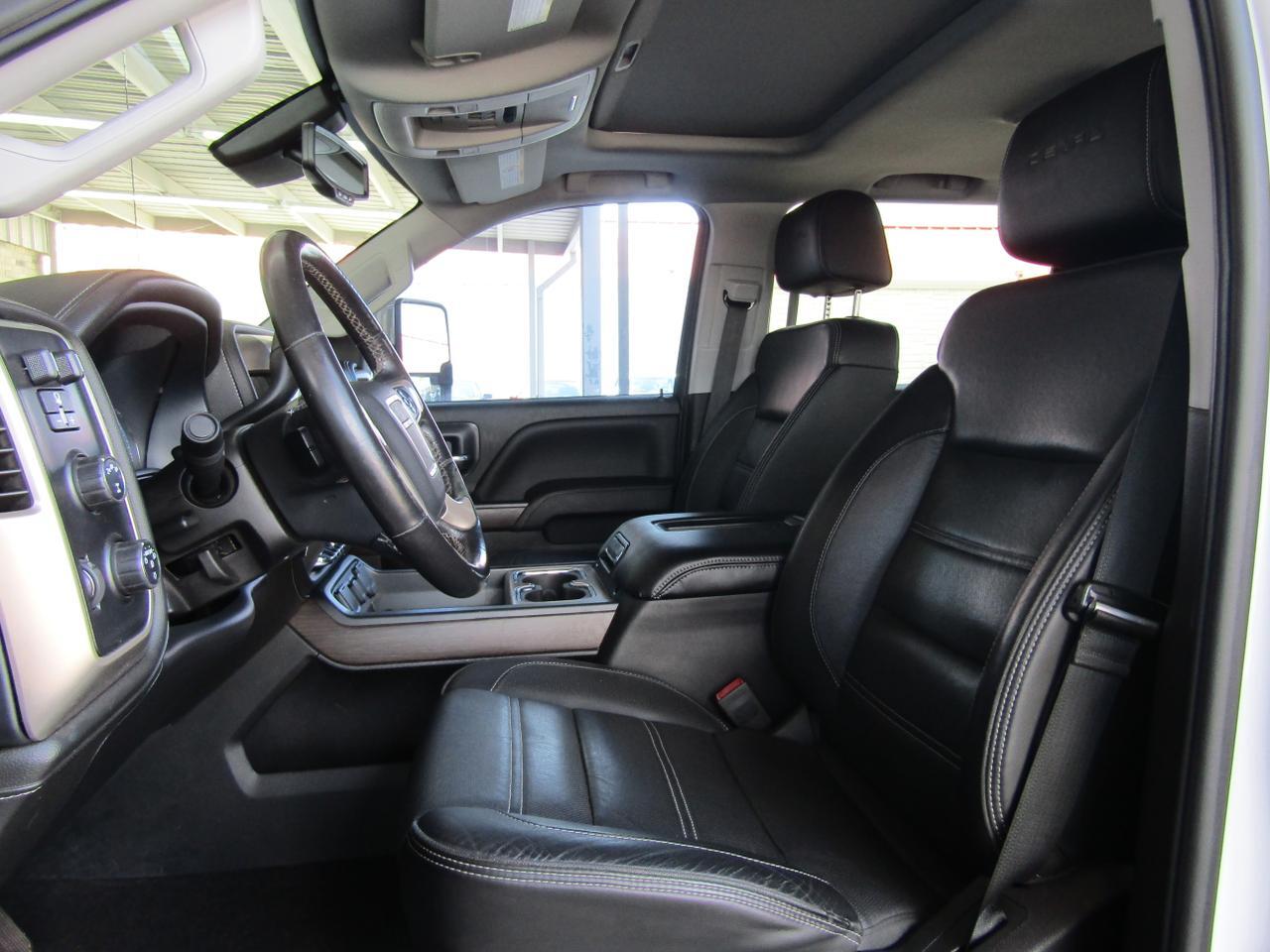 2018 GMC Sierra 2500HD 4WD Crew Cab 153.7 Denali Grand Prairie TX