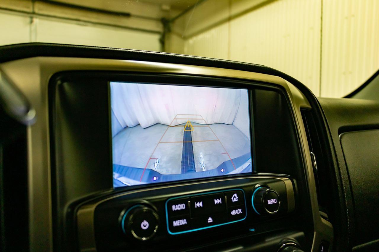 2018 GMC Sierra 2500HD 4x4 Crew Cab Denali Diesel Leather Roof Nav Red Deer AB