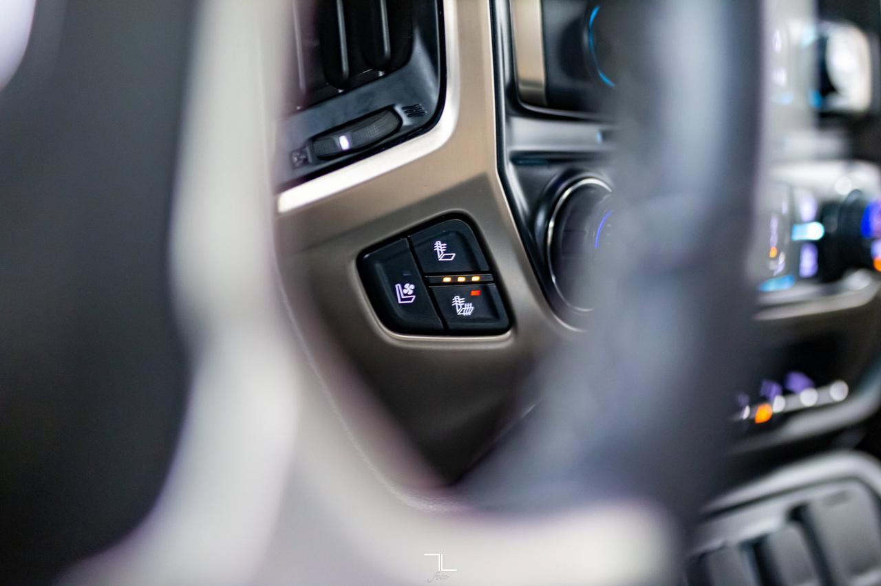 2018 GMC Sierra 2500HD 4x4 Crew Cab Denali HD Diesel Leather Roof Nav Red Deer AB