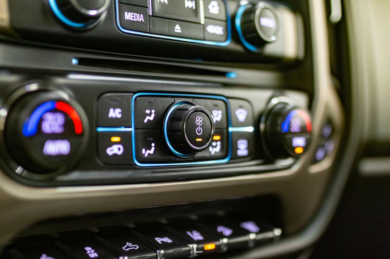 2018 GMC Sierra 2500HD 4x4 Crew Cab Denali HD Diesel Leather Roof Nav Red Deer AB