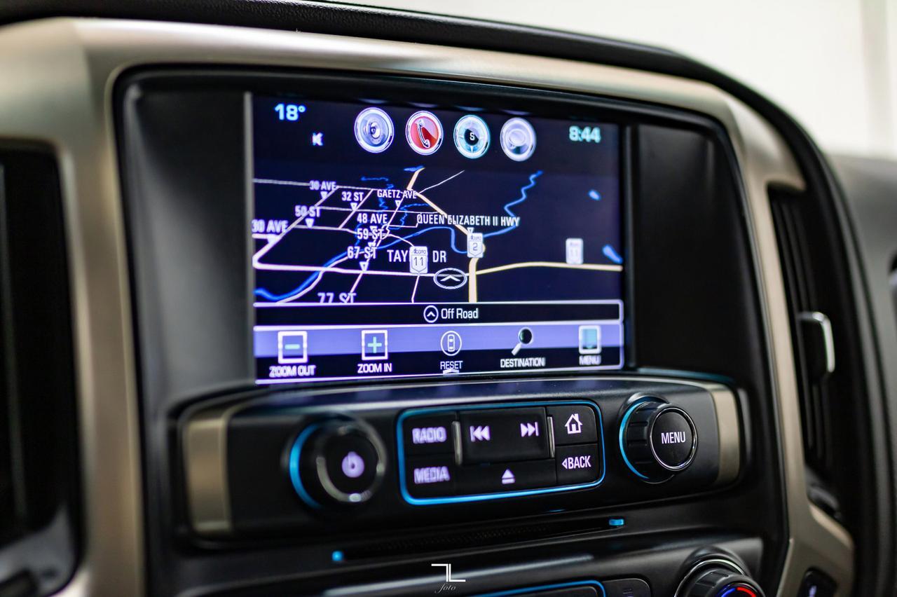 2018 GMC Sierra 2500HD 4x4 Crew Cab Denali HD Diesel Leather Roof Nav Red Deer AB