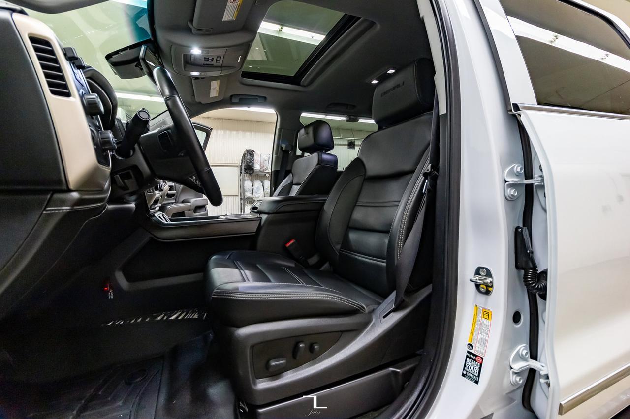 2018 GMC Sierra 2500HD 4x4 Crew Cab Denali HD Diesel Leather Roof Nav Red Deer AB