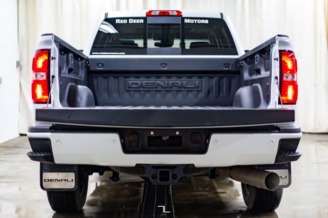 2018 GMC Sierra 2500HD 4x4 Crew Cab Denali HD Diesel Leather Roof Nav Red Deer AB