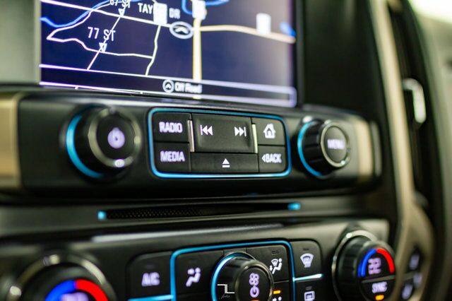 2018 GMC Sierra 2500HD 4x4 Crew Cab Denali HD Diesel Leather Roof Nav Red Deer AB