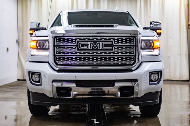 2018 GMC Sierra 2500HD 4x4 Crew Cab Denali HD Diesel Leather Roof Nav Red Deer AB