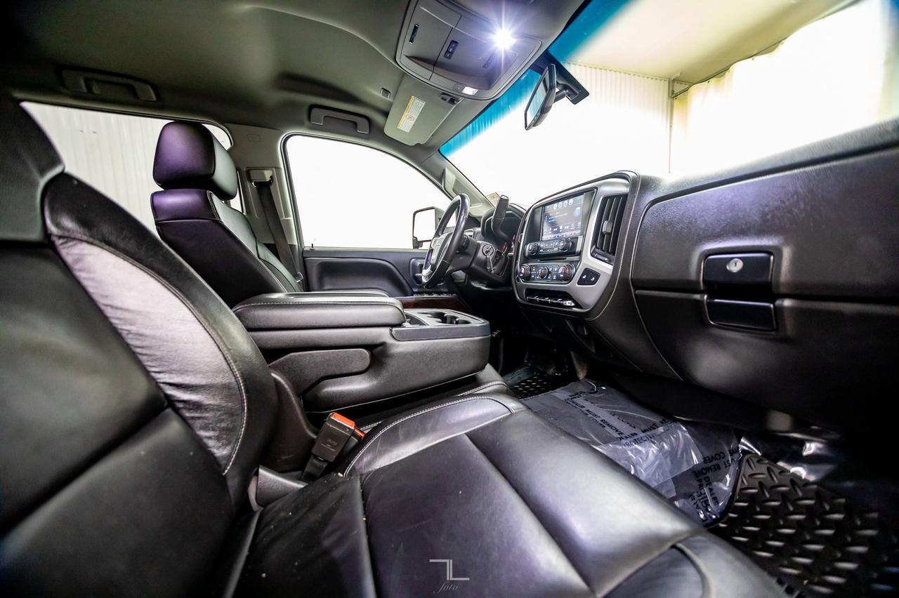 2018 GMC Sierra 2500HD 4x4 Crew Cab SLE Diesel Leather BCam Red Deer AB