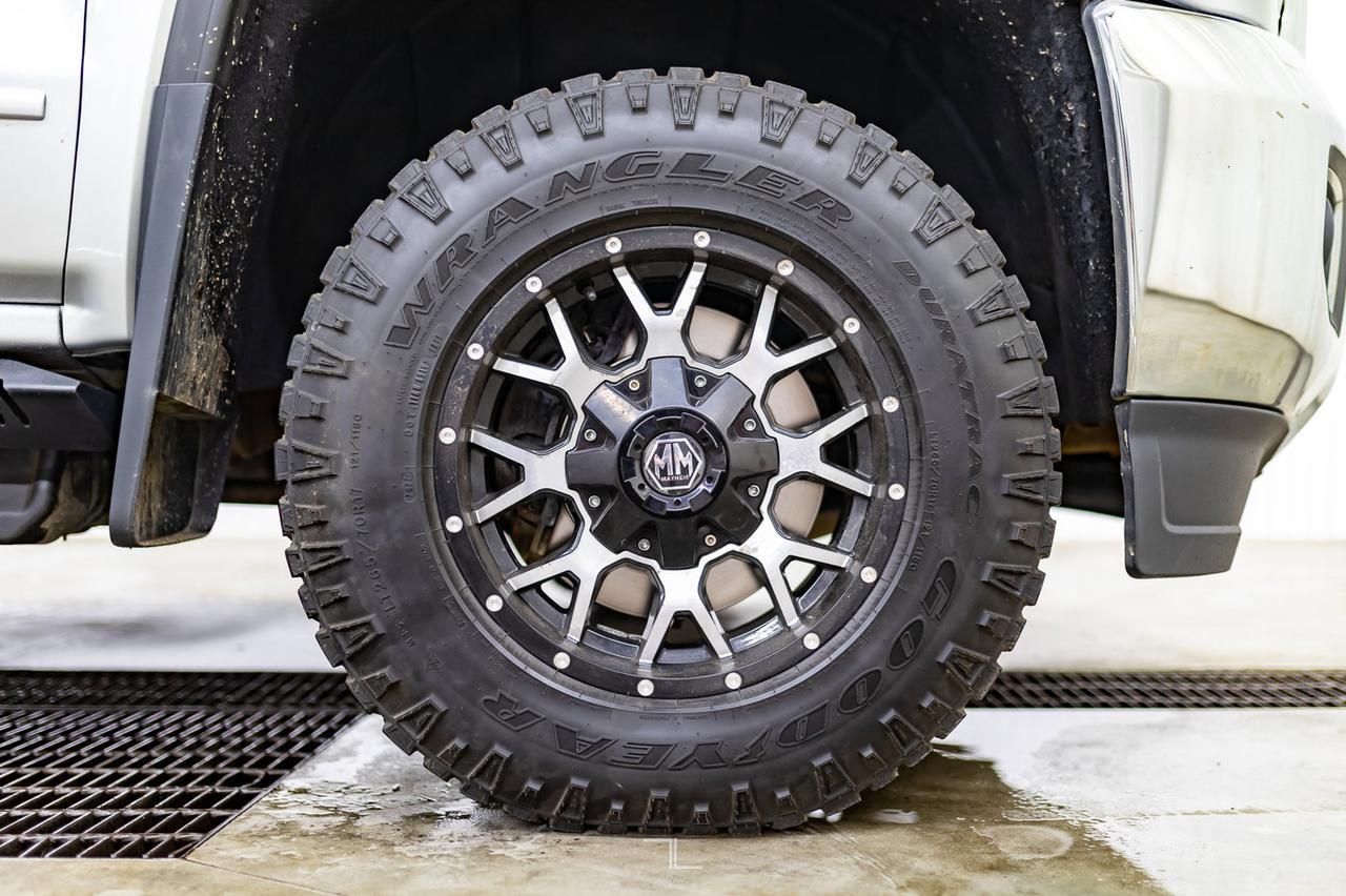 2018 GMC Sierra 2500HD 4x4 Crew Cab SLE Diesel Leather BCam Red Deer AB