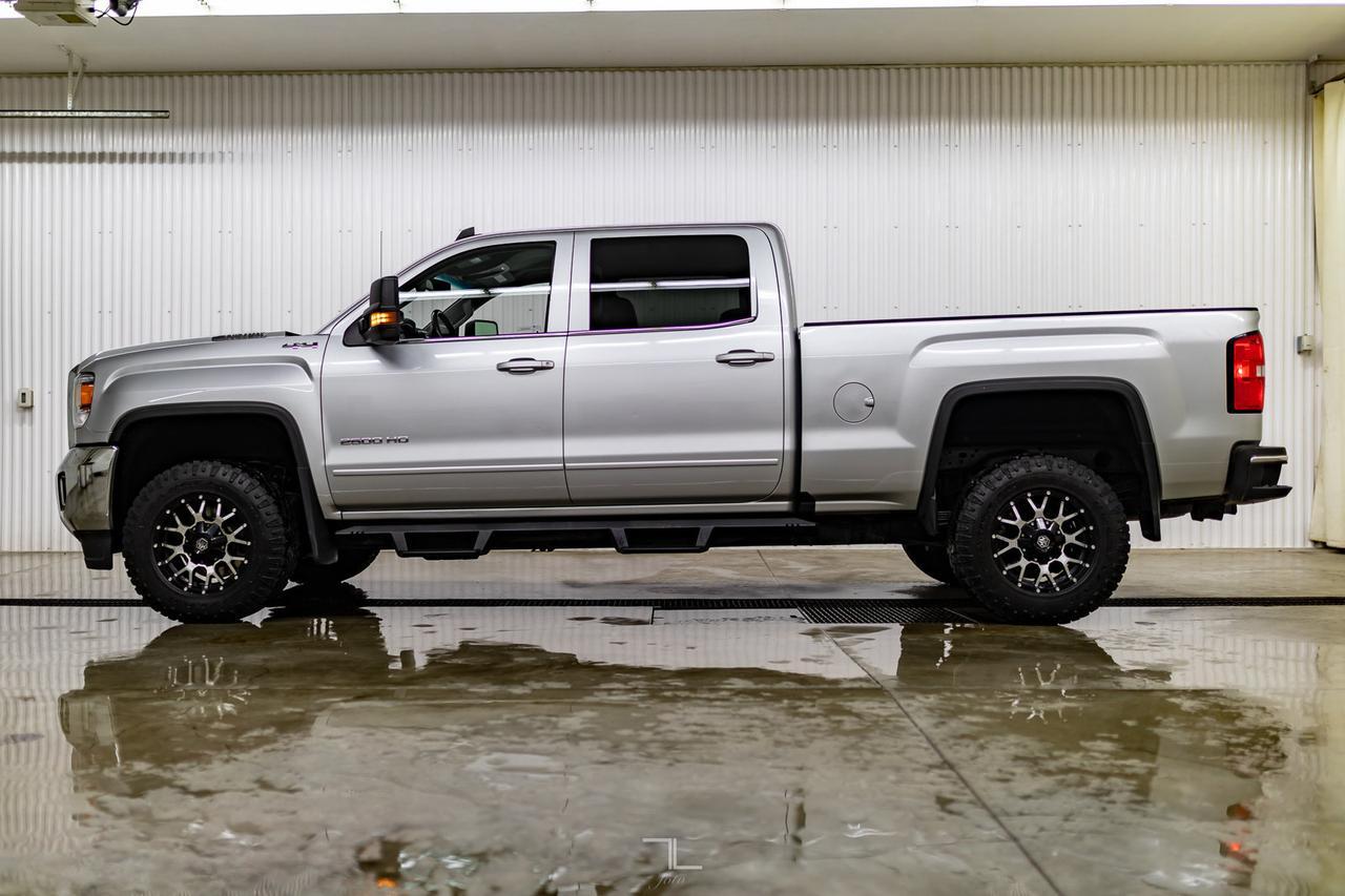 2018 GMC Sierra 2500HD 4x4 Crew Cab SLE Diesel Leather BCam Red Deer AB