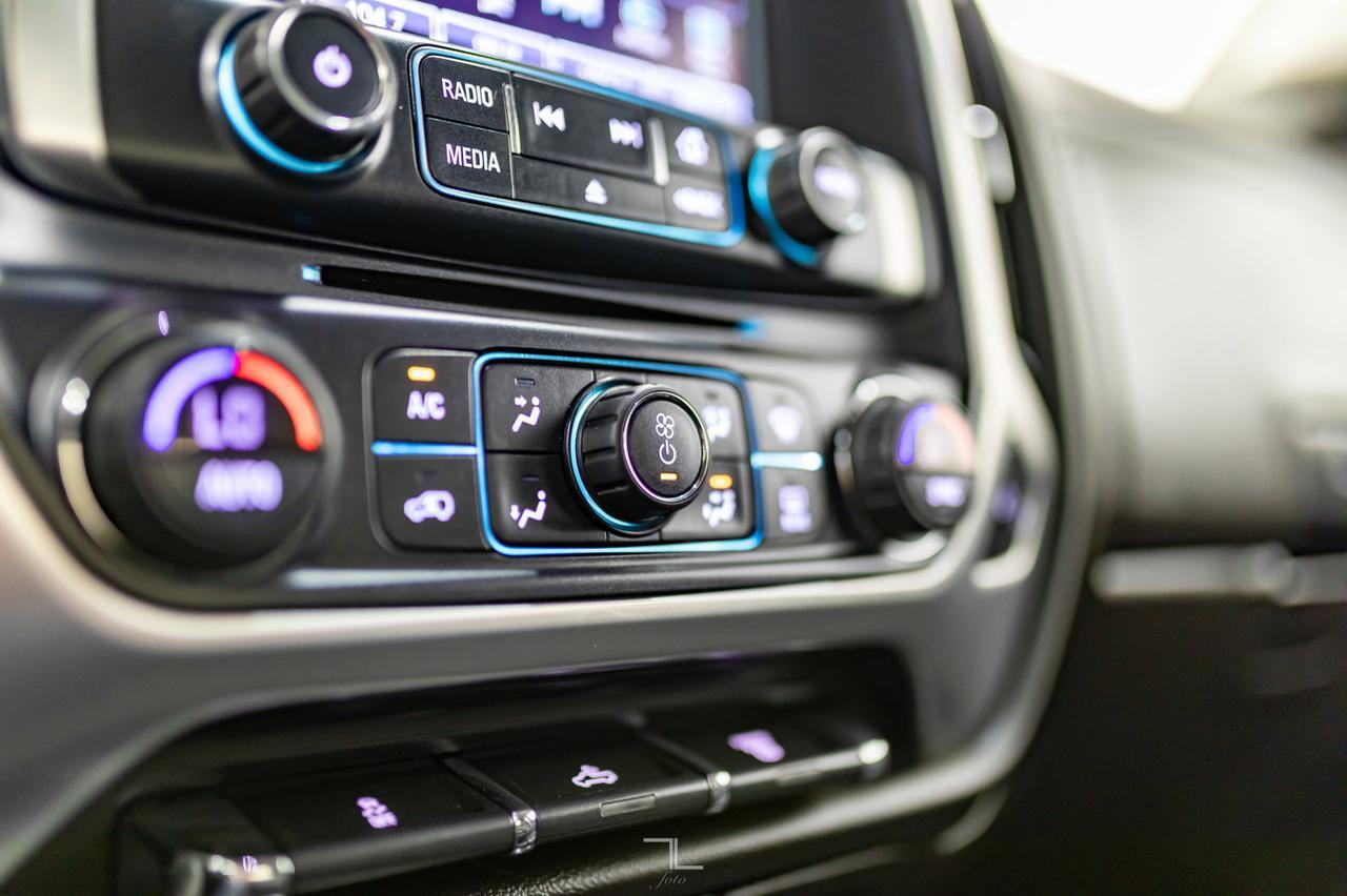 2018 GMC Sierra 2500HD 4x4 Crew Cab SLE Diesel Leather BCam Red Deer AB