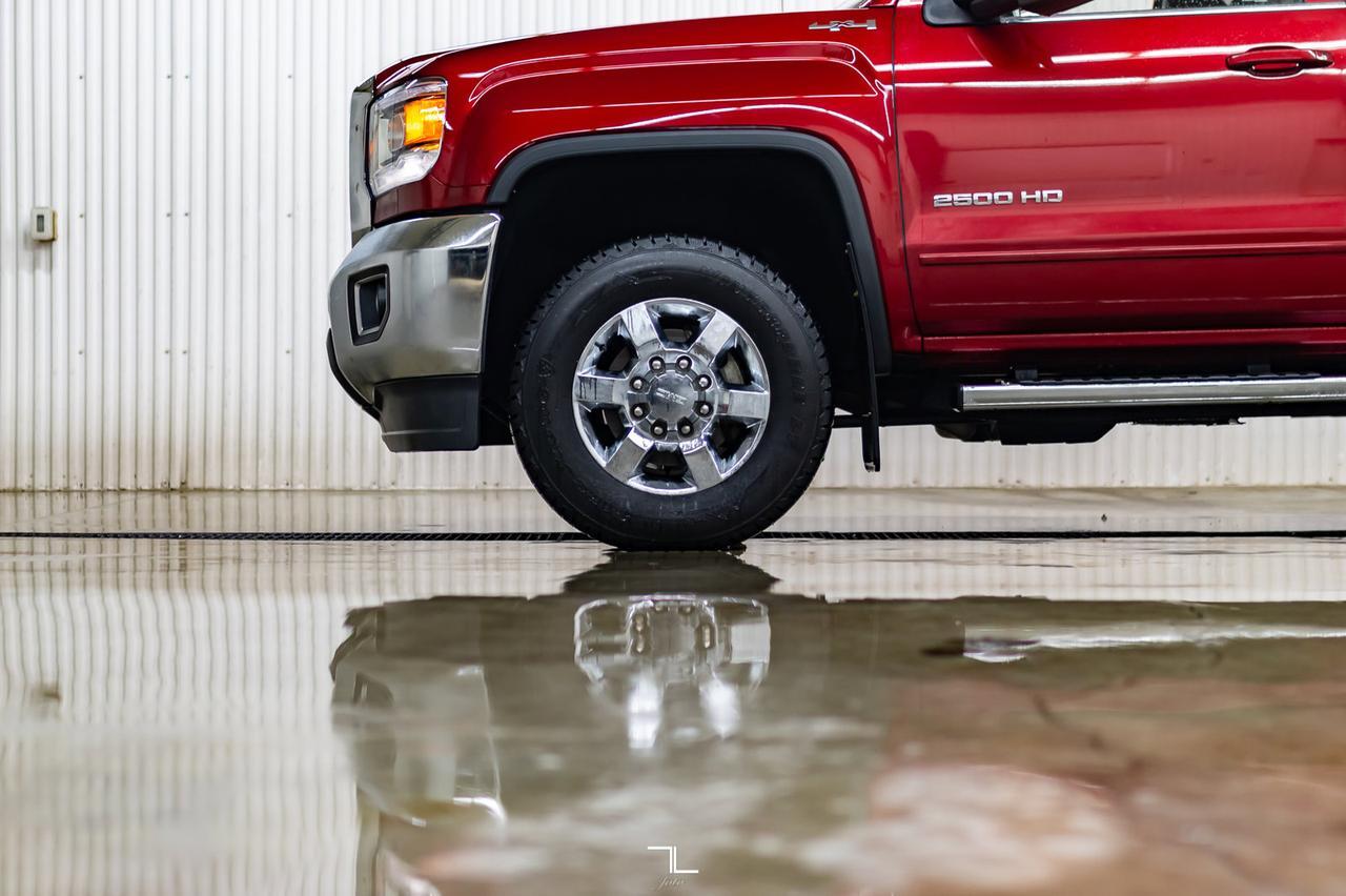 2018 GMC Sierra 2500HD 4x4 Crew Cab SLE Leather BCam Red Deer AB