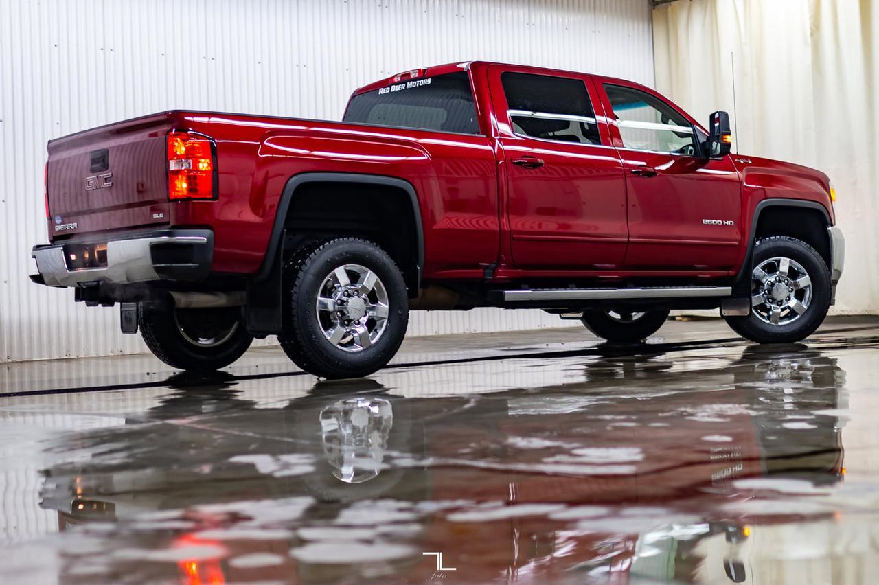 2018 GMC Sierra 2500HD 4x4 Crew Cab SLE Leather BCam Red Deer AB
