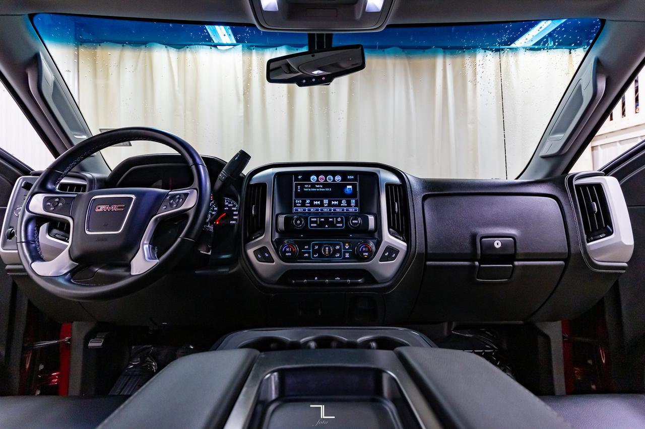 2018 GMC Sierra 2500HD 4x4 Crew Cab SLE Leather BCam Red Deer AB