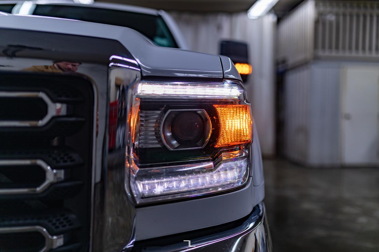 2018 GMC Sierra 2500HD 4x4 Crew Cab SLE PSeat BCam Red Deer AB