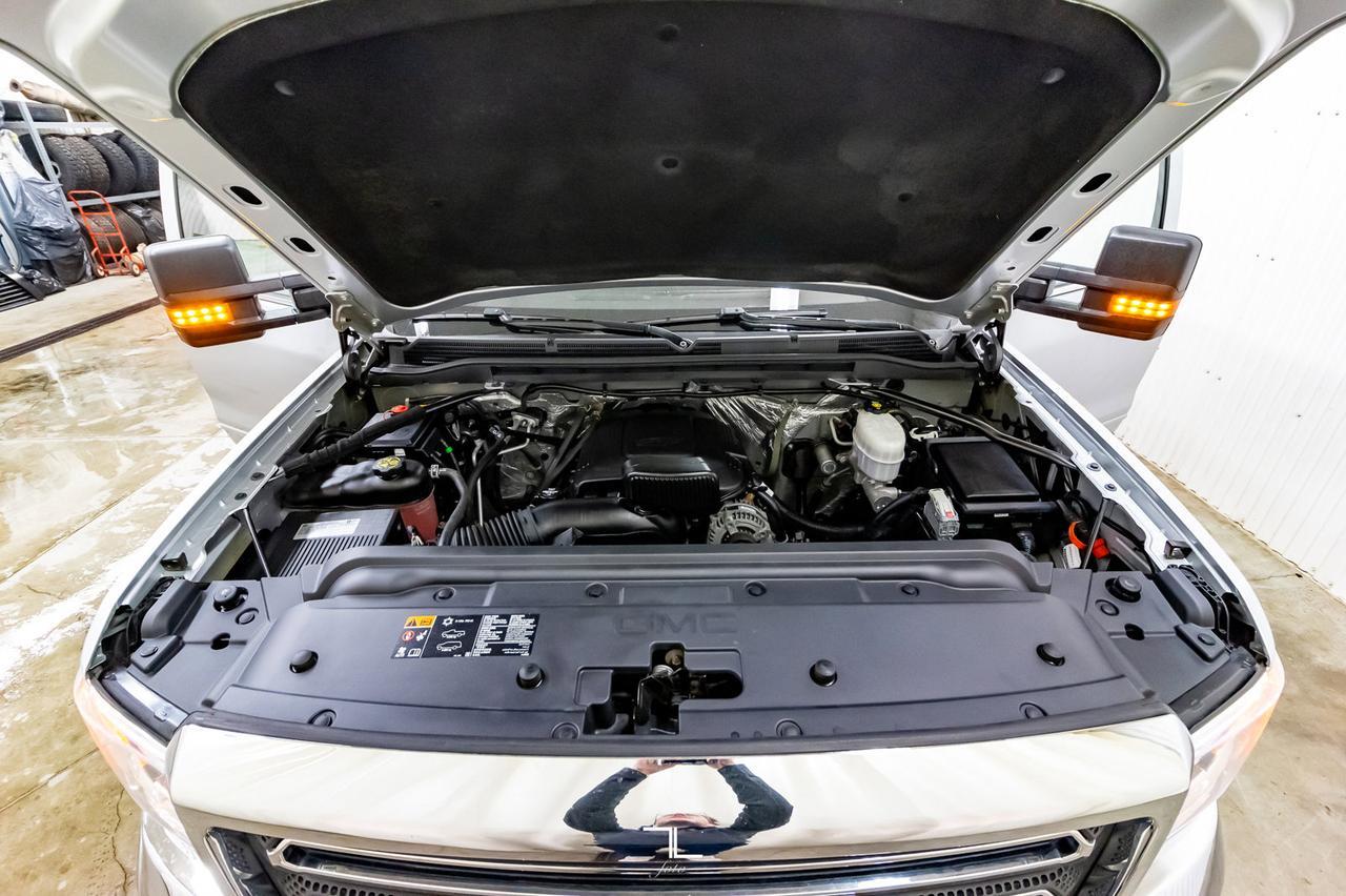 2018 GMC Sierra 2500HD 4x4 Crew Cab SLE Z71 BCam Red Deer AB