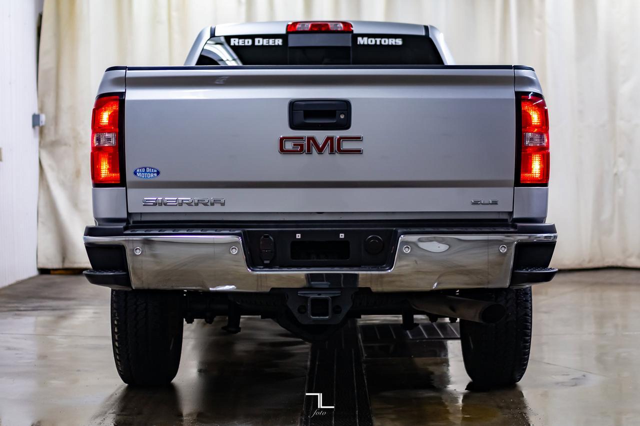 2018 GMC Sierra 2500HD 4x4 Crew Cab SLE Z71 BCam Red Deer AB