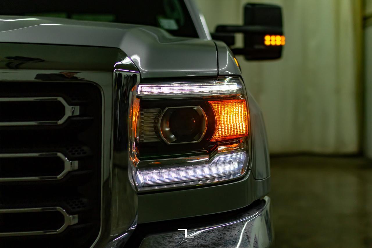 2018 GMC Sierra 2500HD 4x4 Crew Cab SLE Z71 BCam Red Deer AB