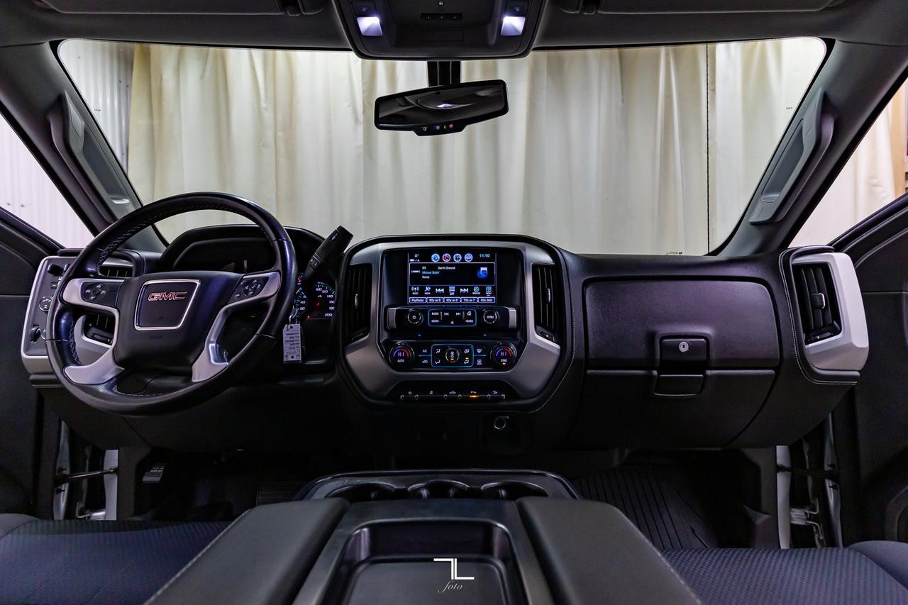 2018 GMC Sierra 2500HD 4x4 Crew Cab SLE Z71 BCam Red Deer AB