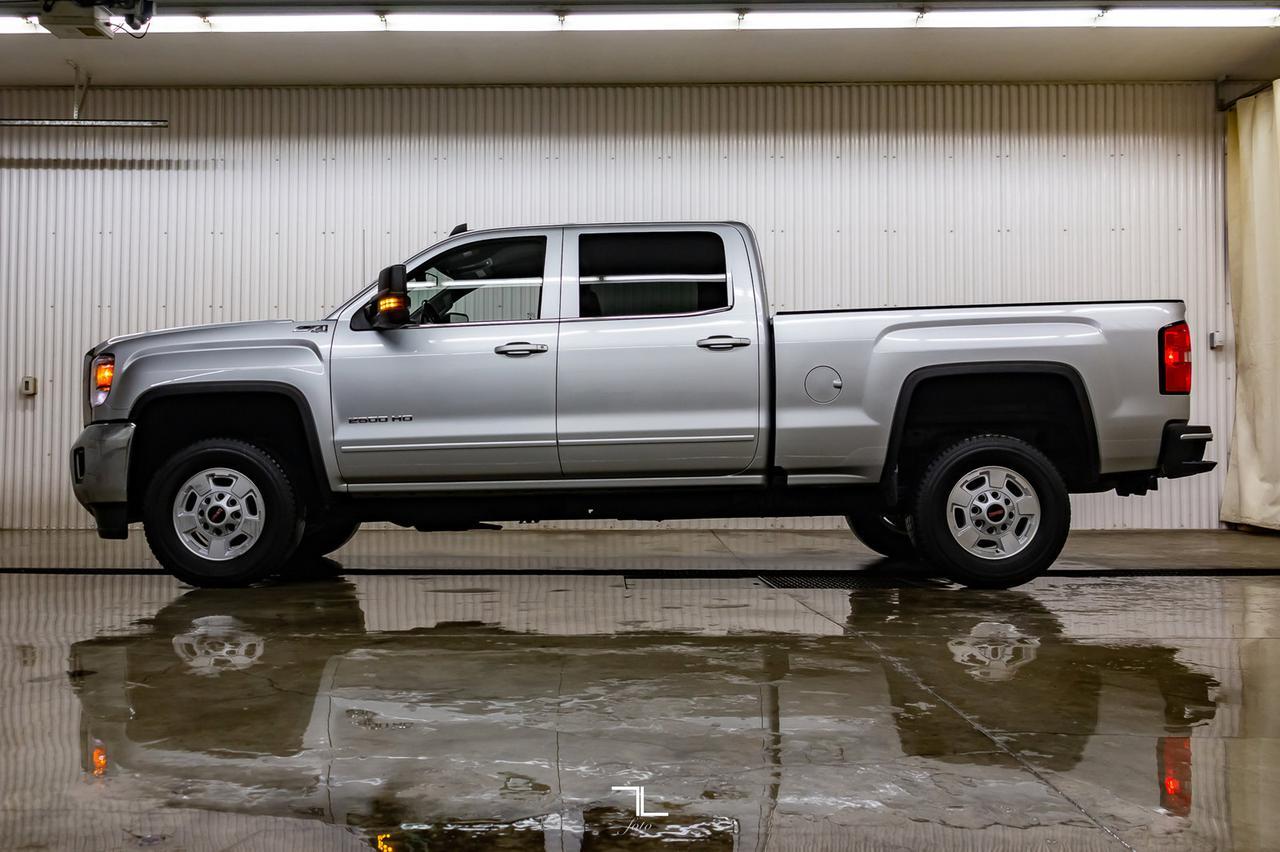 2018 GMC Sierra 2500HD 4x4 Crew Cab SLE Z71 BCam Red Deer AB
