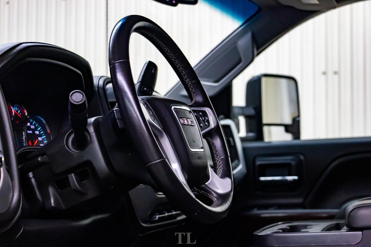 2018 GMC Sierra 2500HD 4x4 Crew Cab SLE Z71 BCam Red Deer AB