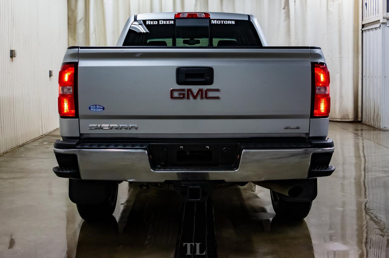 2018 GMC Sierra 2500HD 4x4 Crew Cab SLE Z71 BCam Red Deer AB