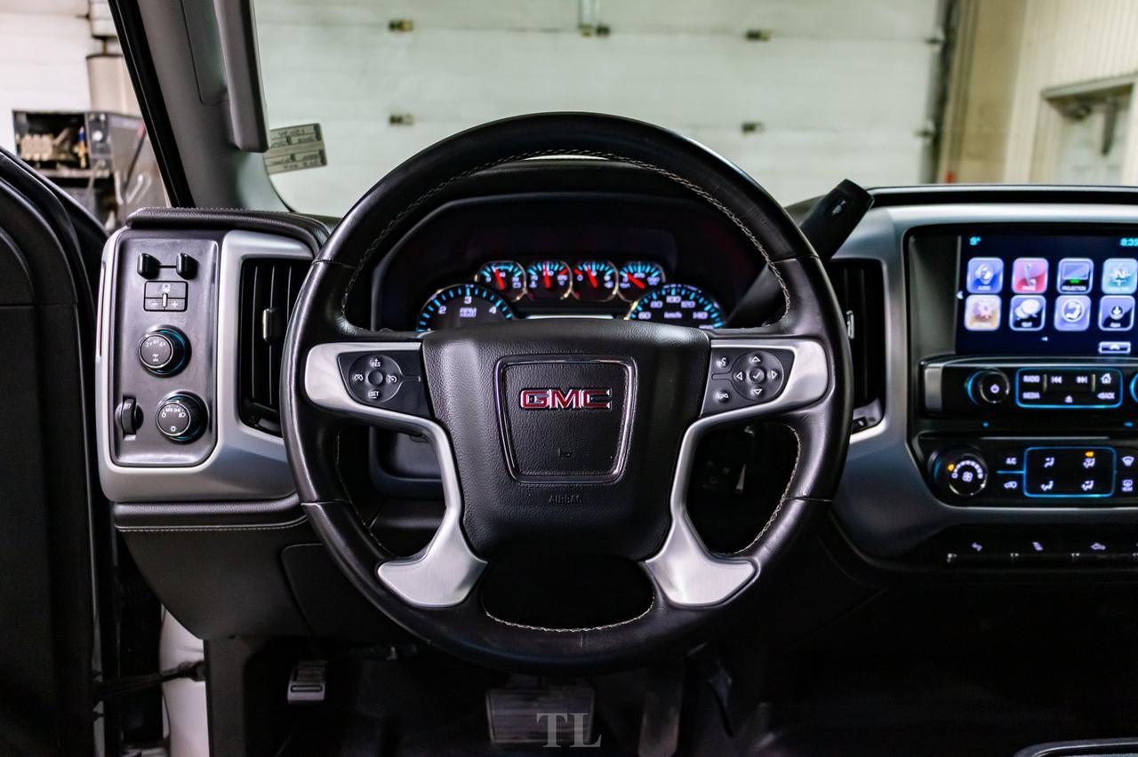 2018 GMC Sierra 2500HD 4x4 Crew Cab SLE Z71 BCam Red Deer AB