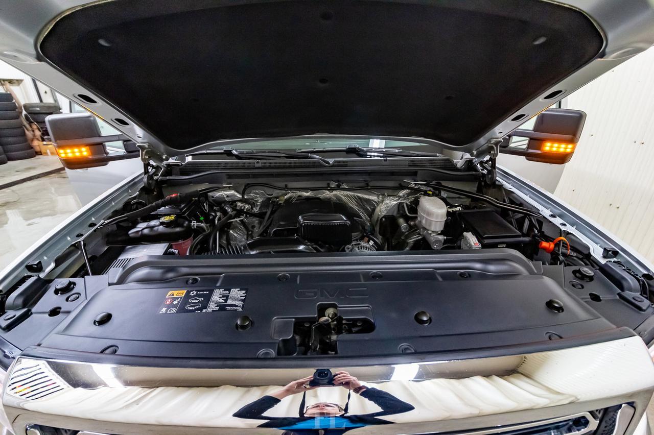 2018 GMC Sierra 2500HD 4x4 Crew Cab SLE Z71 BCam Red Deer AB