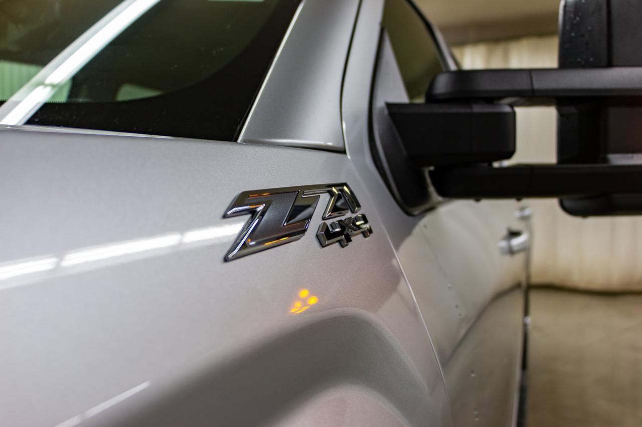 2018 GMC Sierra 2500HD 4x4 Crew Cab SLE Z71 Diesel Allison Leather Nav BCam Red Deer AB