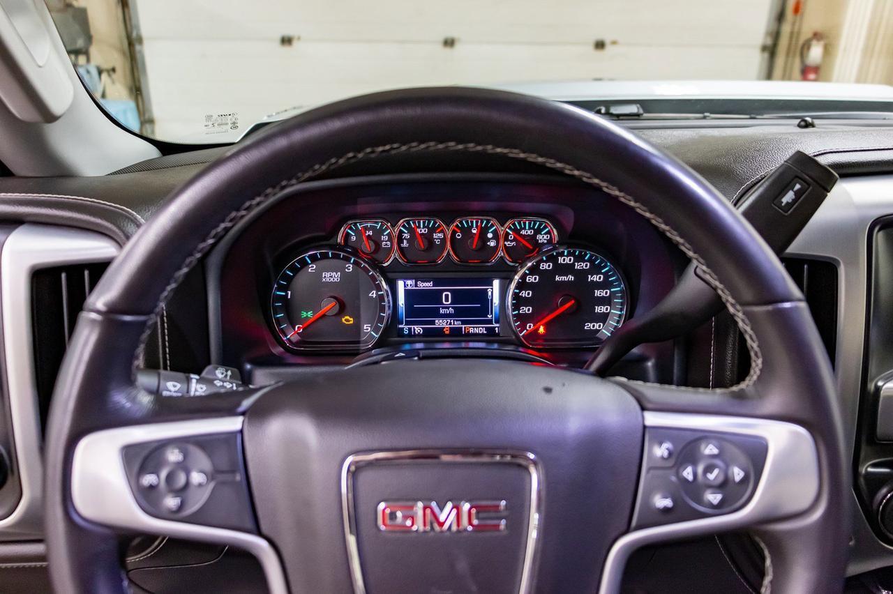 2018 GMC Sierra 2500HD 4x4 Crew Cab SLE Z71 Diesel Allison Leather Nav BCam Red Deer AB