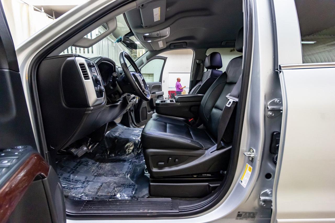 2018 GMC Sierra 2500HD 4x4 Crew Cab SLE Z71 Diesel Allison Leather Nav BCam Red Deer AB