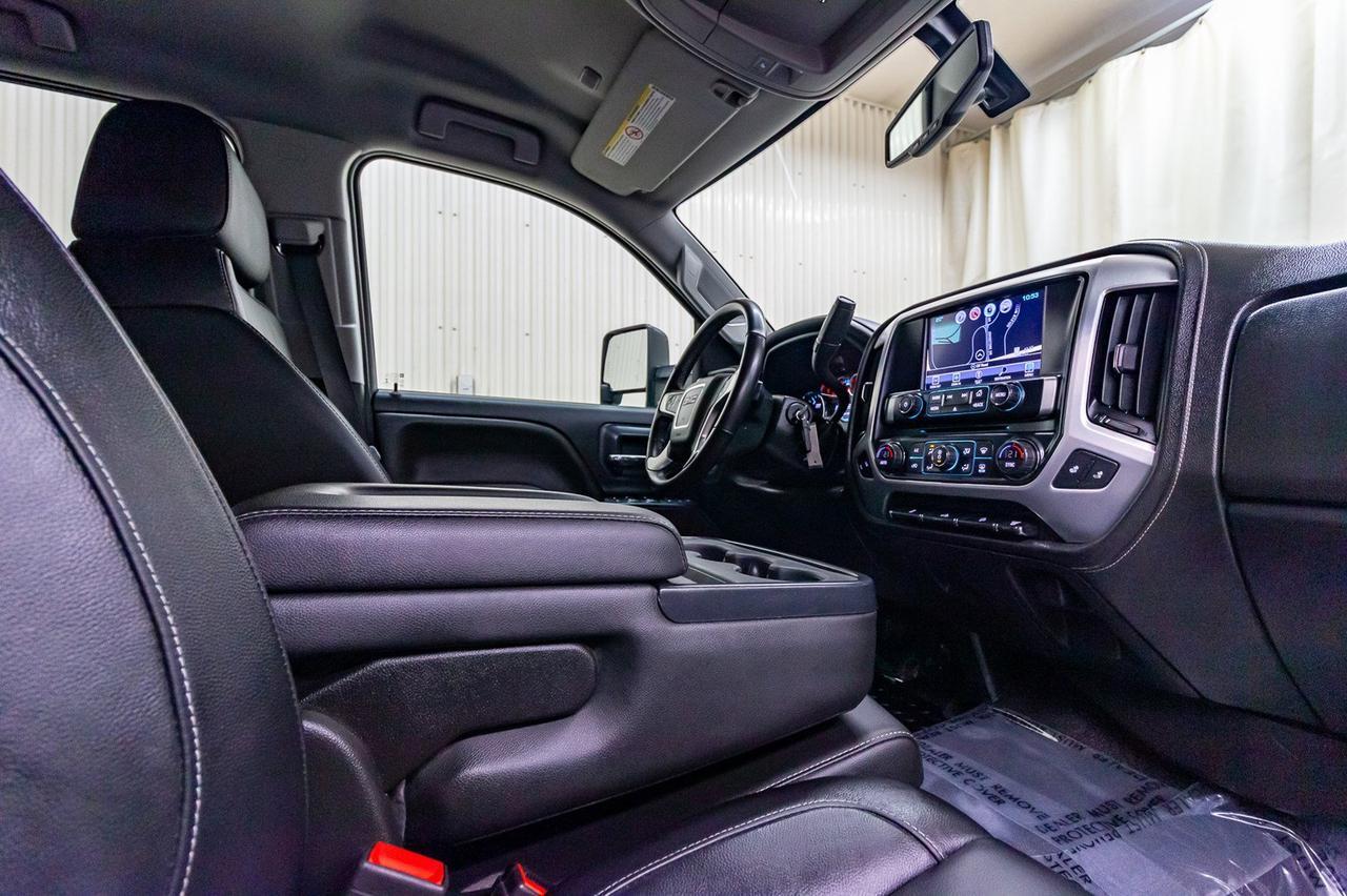 2018 GMC Sierra 2500HD 4x4 Crew Cab SLE Z71 Diesel Leather Nav Red Deer AB