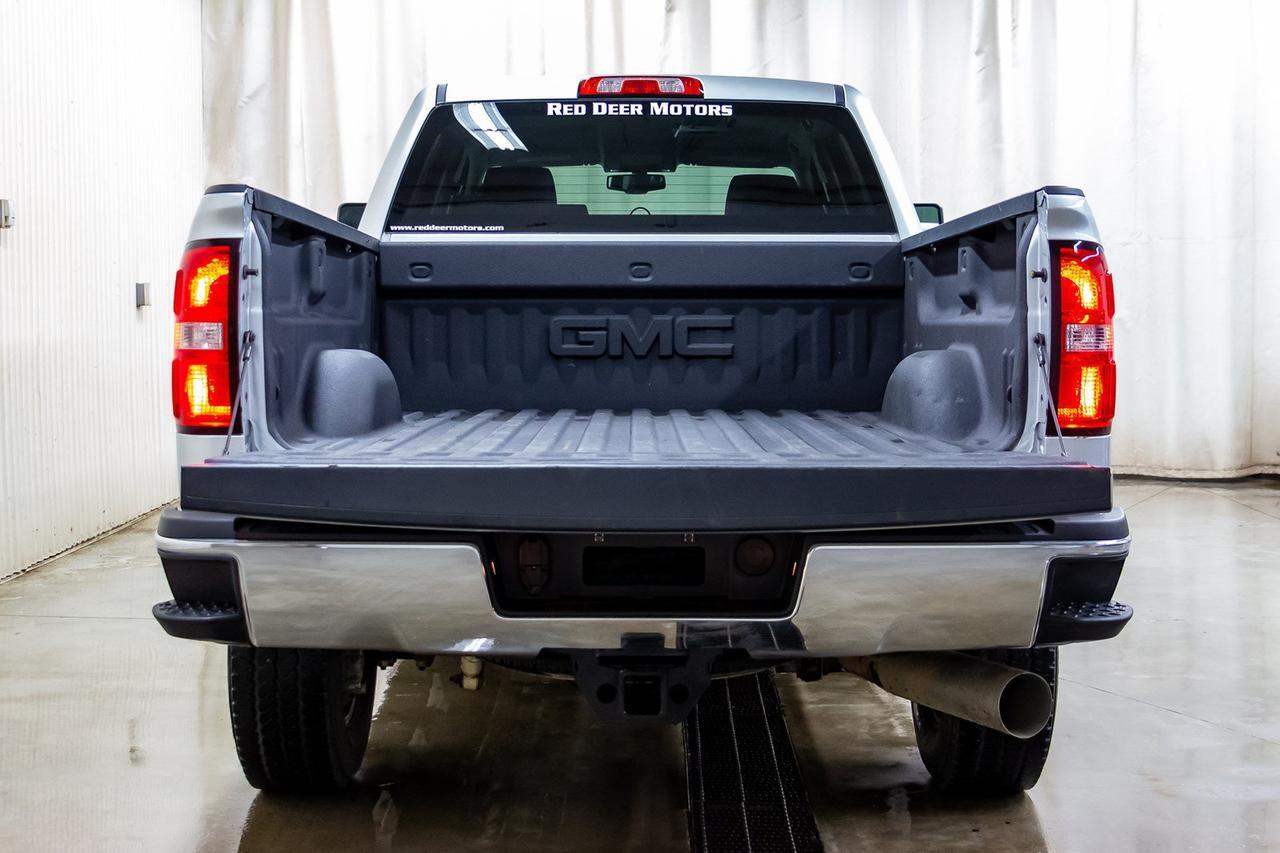 2018 GMC Sierra 2500HD 4x4 Crew Cab SLE Z71 Diesel Leather Nav Red Deer AB