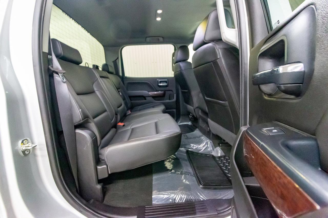 2018 GMC Sierra 2500HD 4x4 Crew Cab SLE Z71 Diesel Leather Nav Red Deer AB