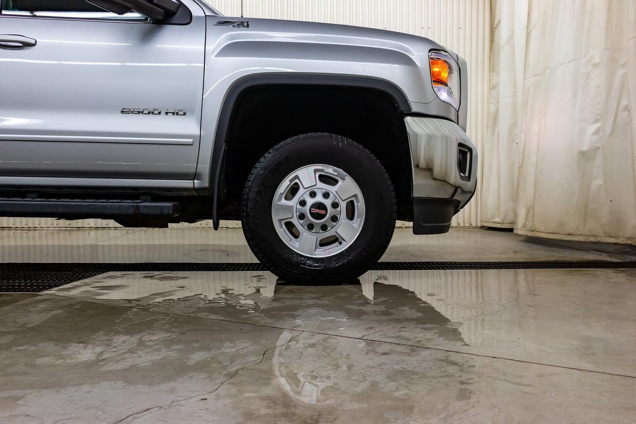2018 GMC Sierra 2500HD 4x4 Crew Cab SLE Z71 Leather Nav BCam Red Deer AB