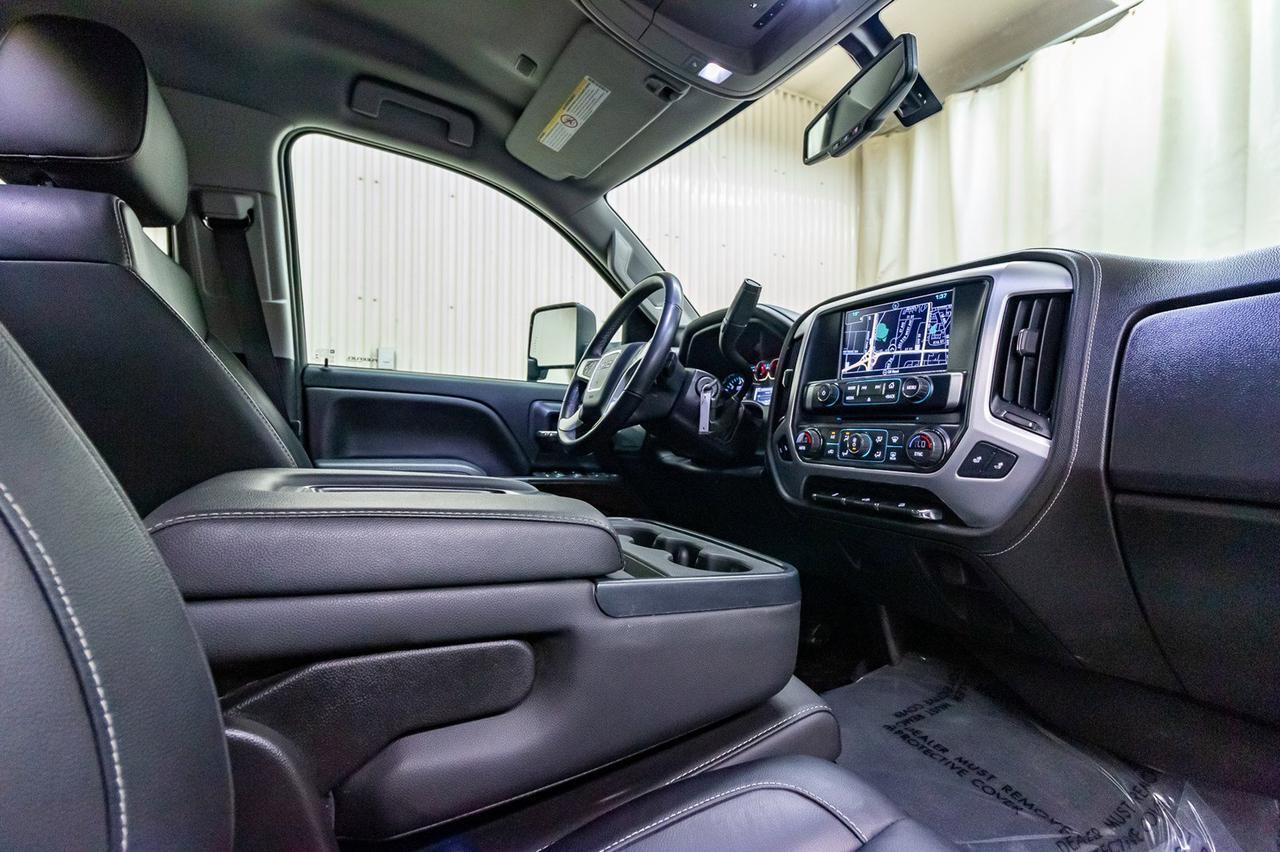 2018 GMC Sierra 2500HD 4x4 Crew Cab SLE Z71 Leather Nav BCam Red Deer AB