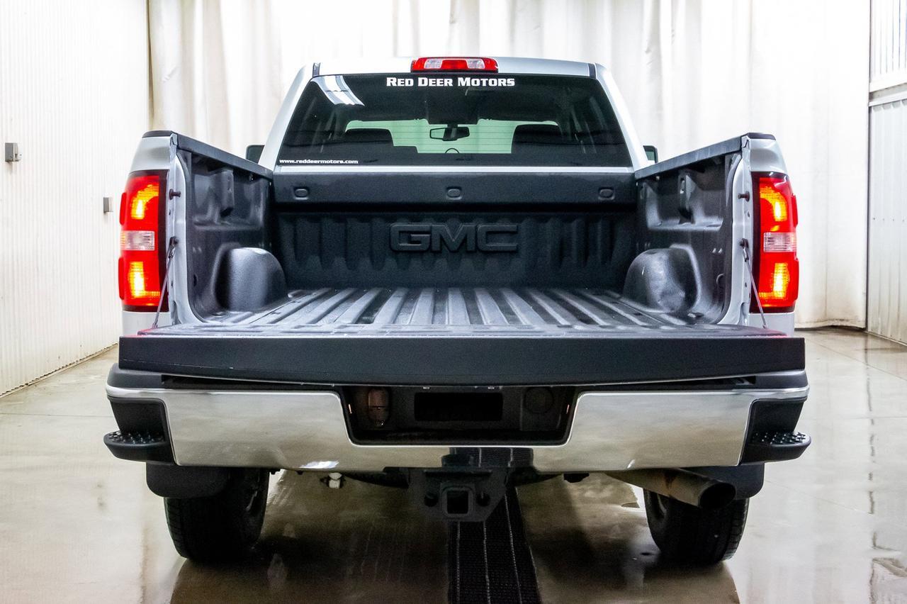 2018 GMC Sierra 2500HD 4x4 Crew Cab SLE Z71 Leather Nav Red Deer AB