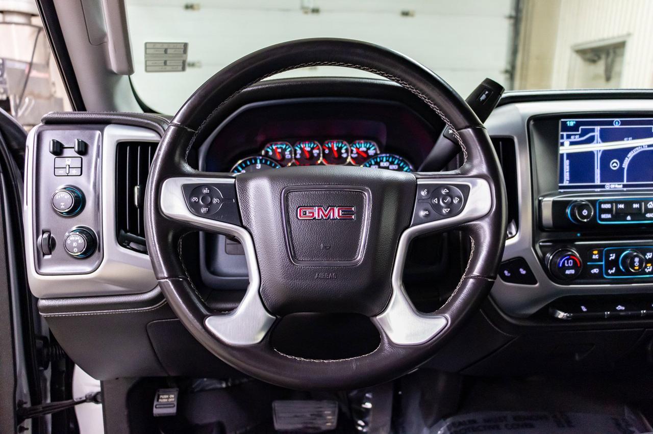 2018 GMC Sierra 2500HD 4x4 Crew Cab SLE Z71 Leather Nav Red Deer AB