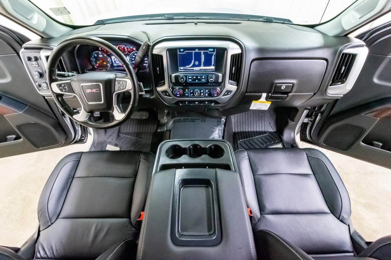 2018 GMC Sierra 2500HD 4x4 Crew Cab SLE Z71 Leather Nav Red Deer AB