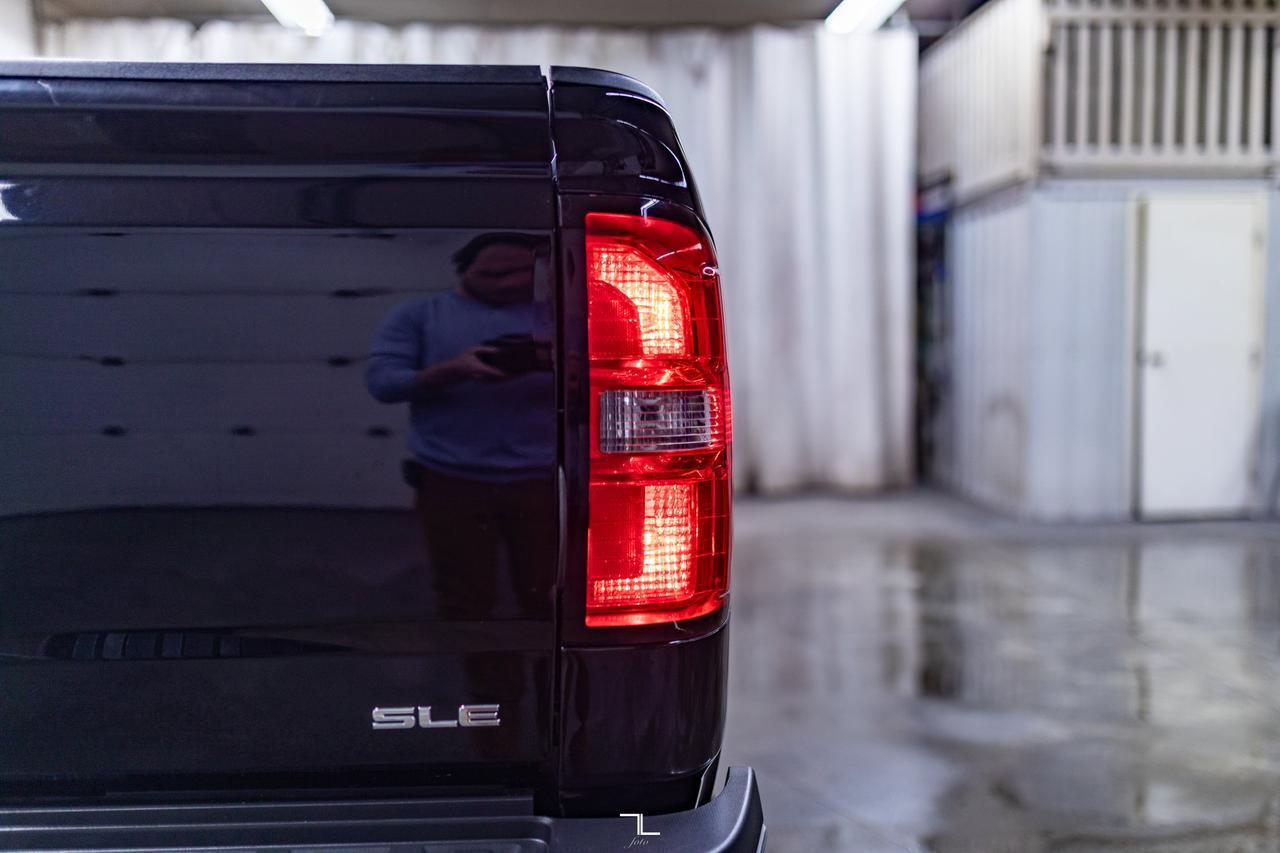 2018 GMC Sierra 2500HD 4x4 Crew Cab SLE Z71 PSeat BCam Red Deer AB