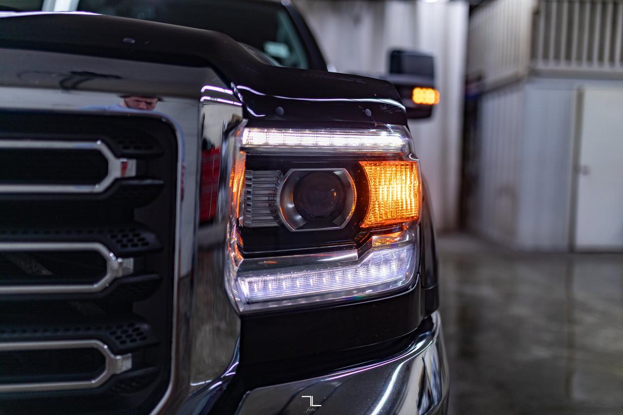 2018 GMC Sierra 2500HD 4x4 Crew Cab SLE Z71 PSeat BCam Red Deer AB