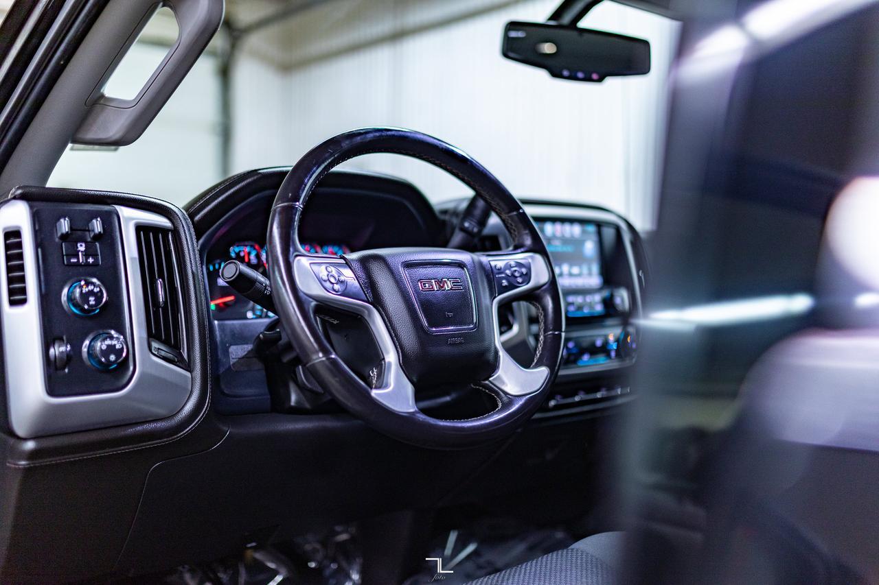 2018 GMC Sierra 2500HD 4x4 Crew Cab SLE Z71 PSeat BCam Red Deer AB