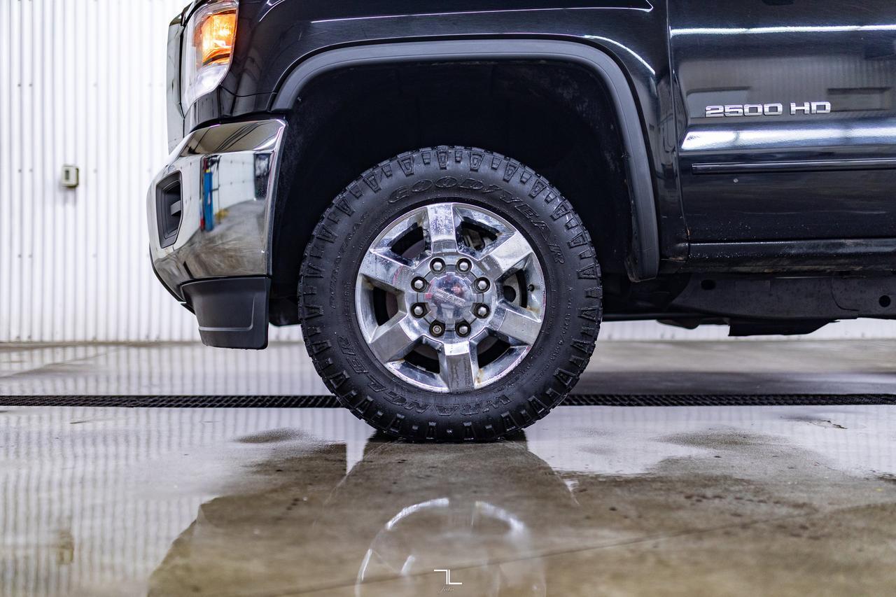 2018 GMC Sierra 2500HD 4x4 Crew Cab SLE Z71 PSeat BCam Red Deer AB