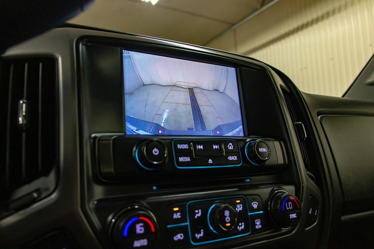 2018 GMC Sierra 2500HD 4x4 Crew Cab SLT All Terrain Diesel Red Deer AB