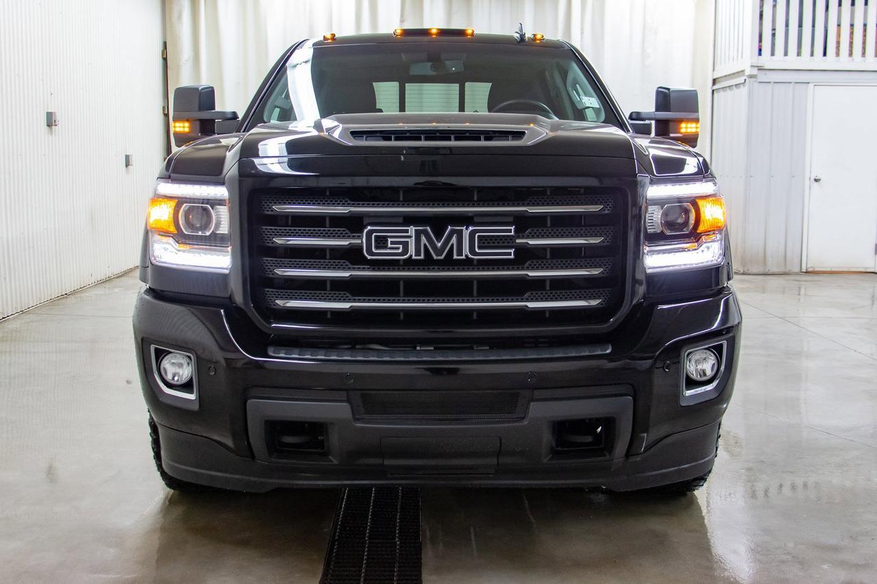 2018 GMC Sierra 2500HD 4x4 Crew Cab SLT All Terrain Diesel Red Deer AB