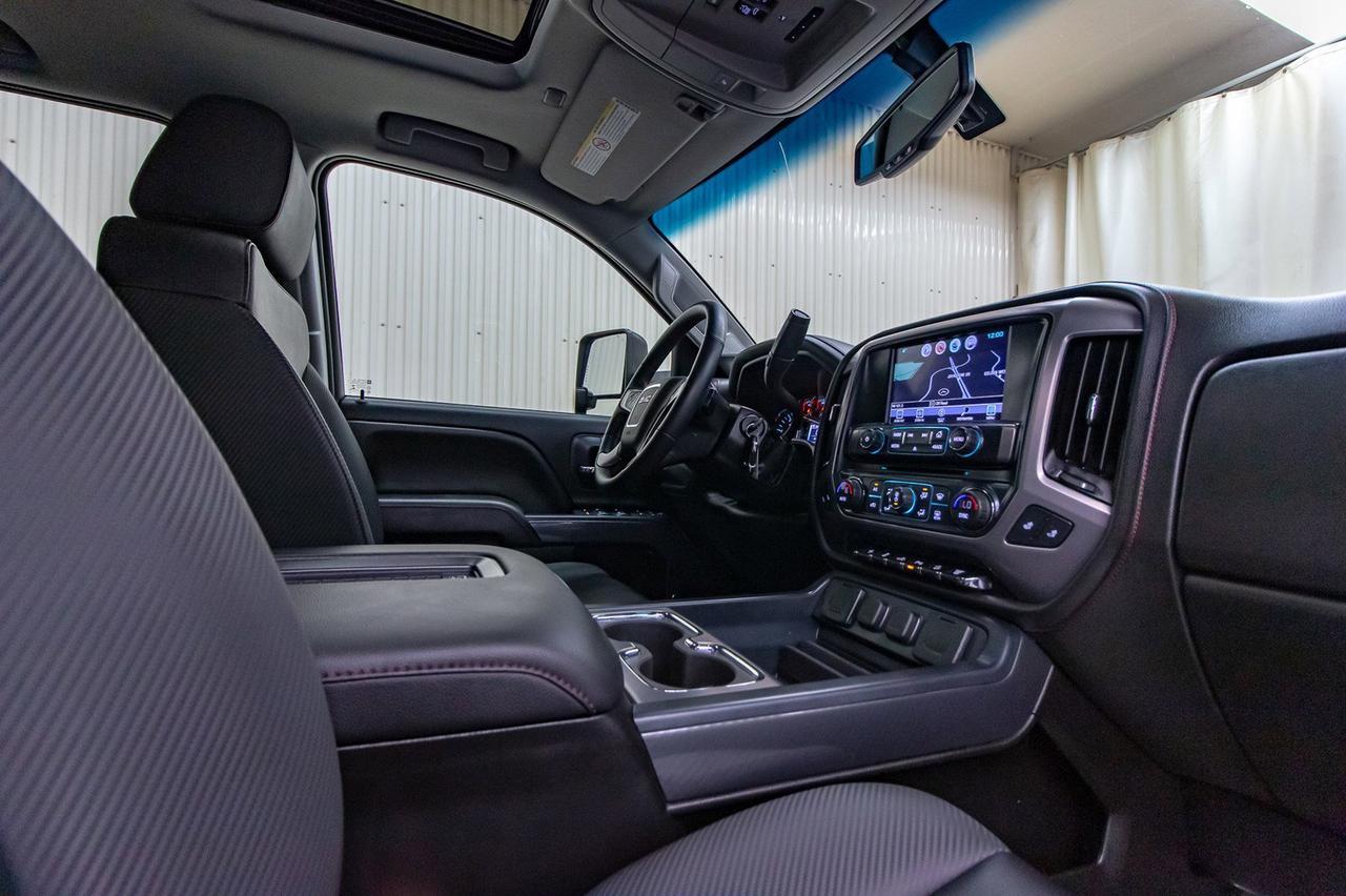 2018 GMC Sierra 2500HD 4x4 Crew Cab SLT All Terrain Diesel Red Deer AB