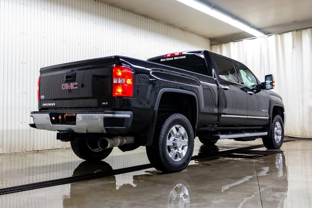 2018 GMC Sierra 2500HD 4x4 Crew Cab SLT Diesel Leather Roof Nav Red Deer AB