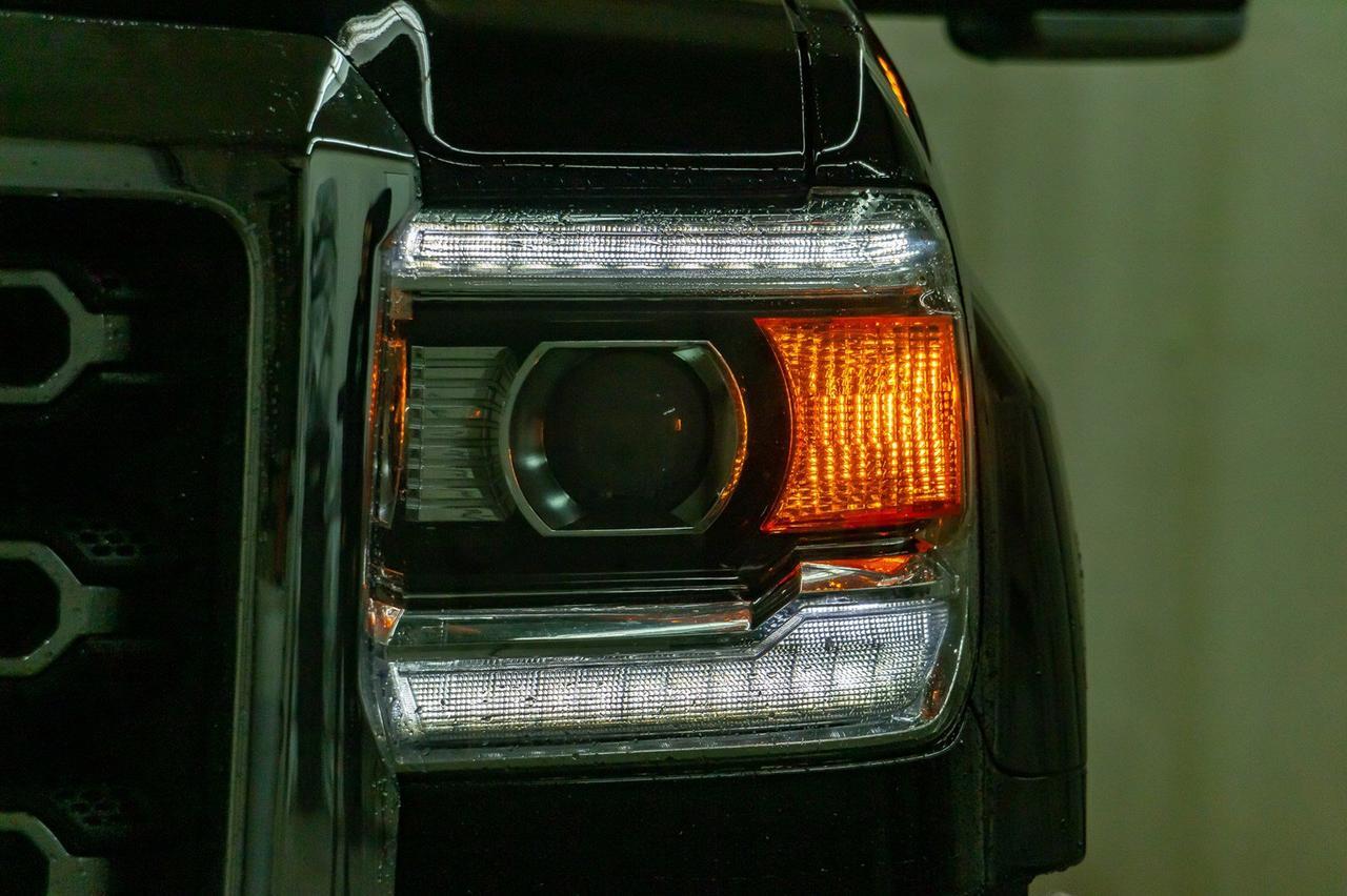 2018 GMC Sierra 2500HD 4x4 Crew Cab SLT Diesel Leather Roof Nav Red Deer AB