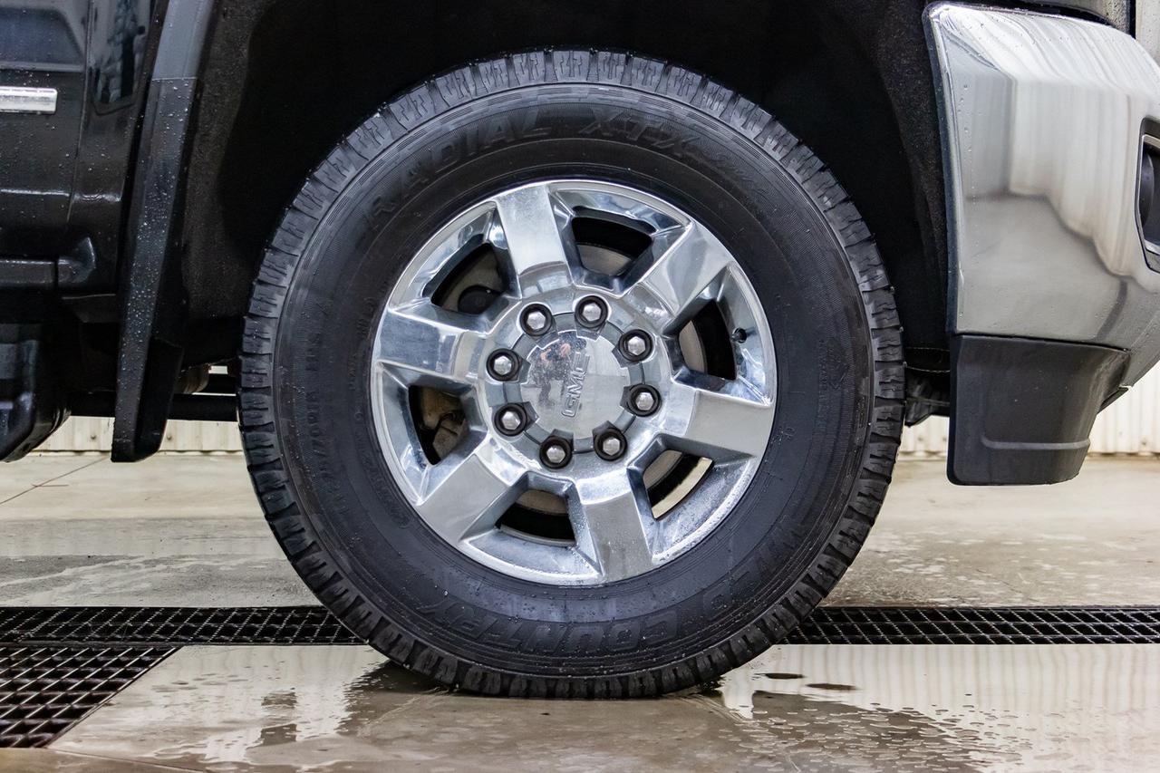 2018 GMC Sierra 2500HD 4x4 Crew Cab SLT Diesel Leather Roof Nav Red Deer AB